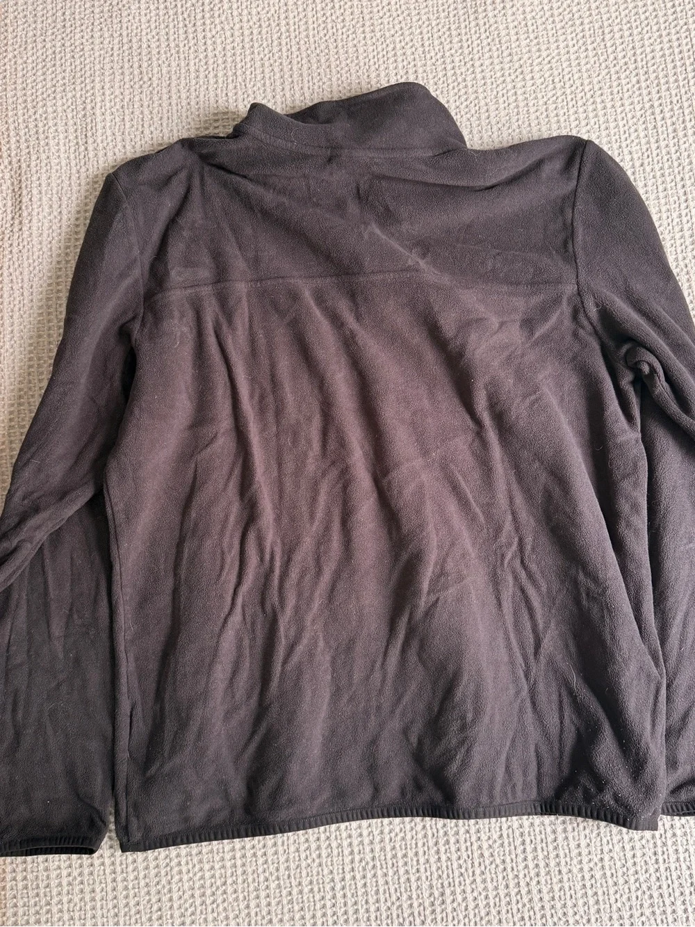 The North Face Men's Black Half-Zip Performance Fleece
